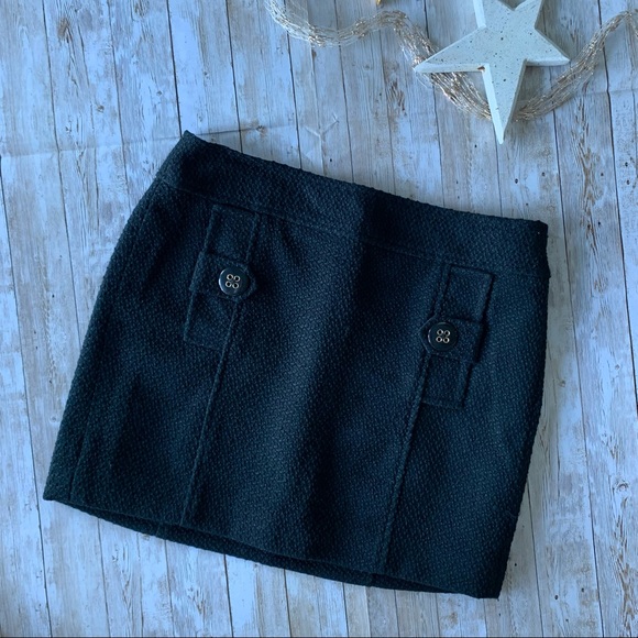 Banana Republic Factory Dresses & Skirts - Classic BR Black Mini Skirt Sz 6